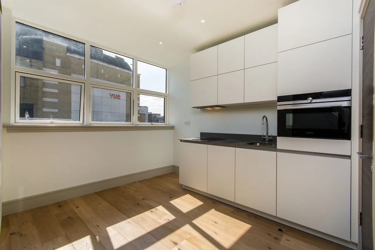 flat for sale — Flat 7, 10 Crown Hill, Croydon