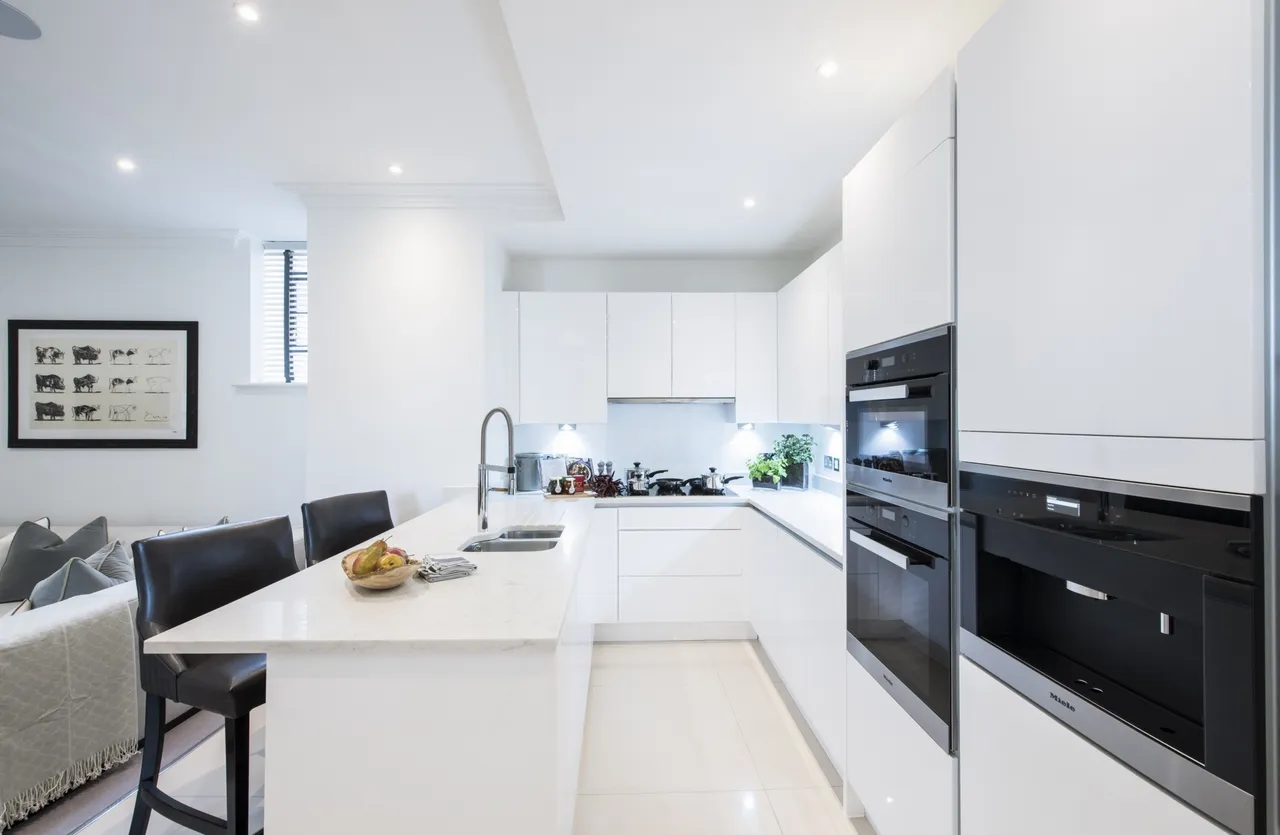 2 bed flat to rent, Rainville Rd, London, W6