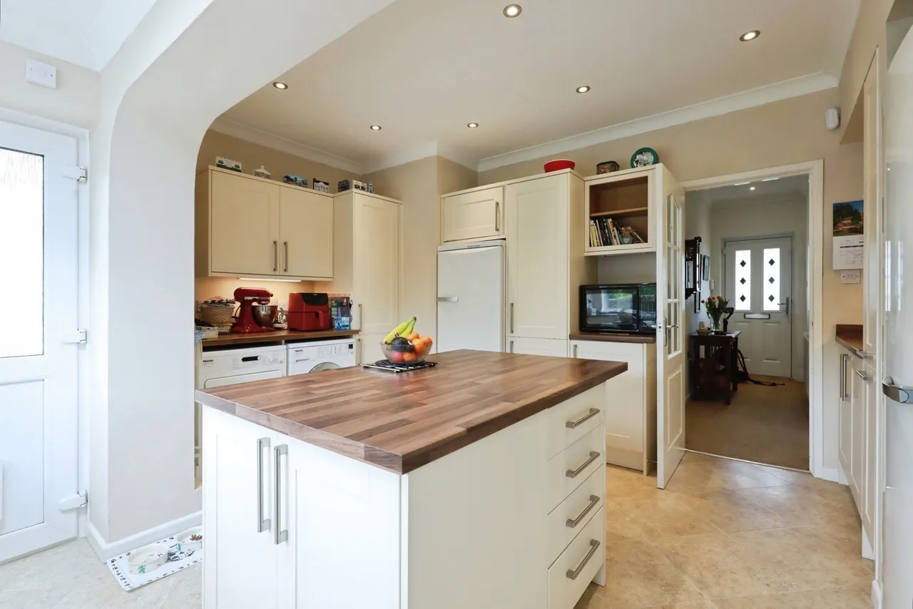 Broadway Road, Childswickham, WR12, photo 25