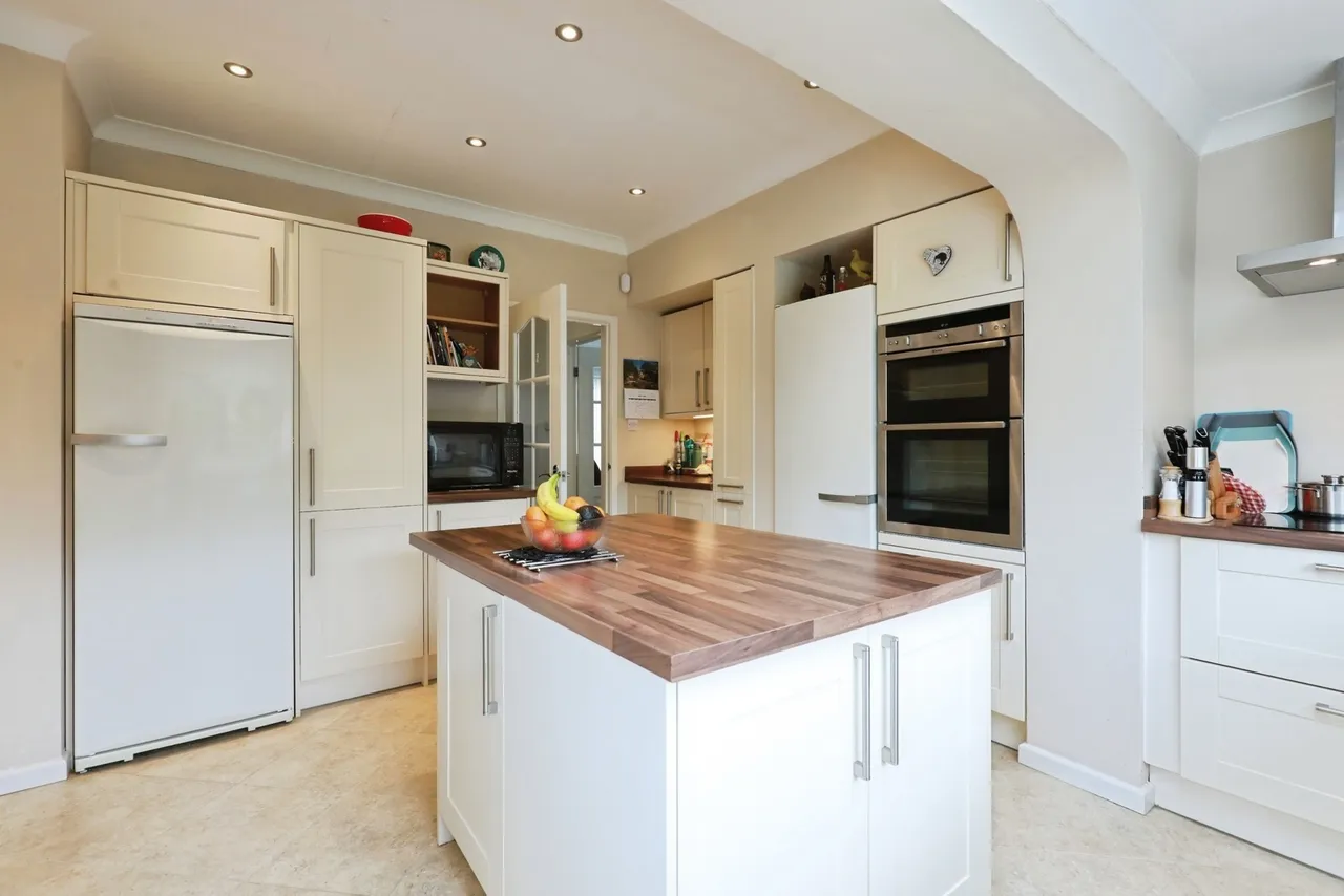 Broadway Road, Childswickham, WR12, photo 26