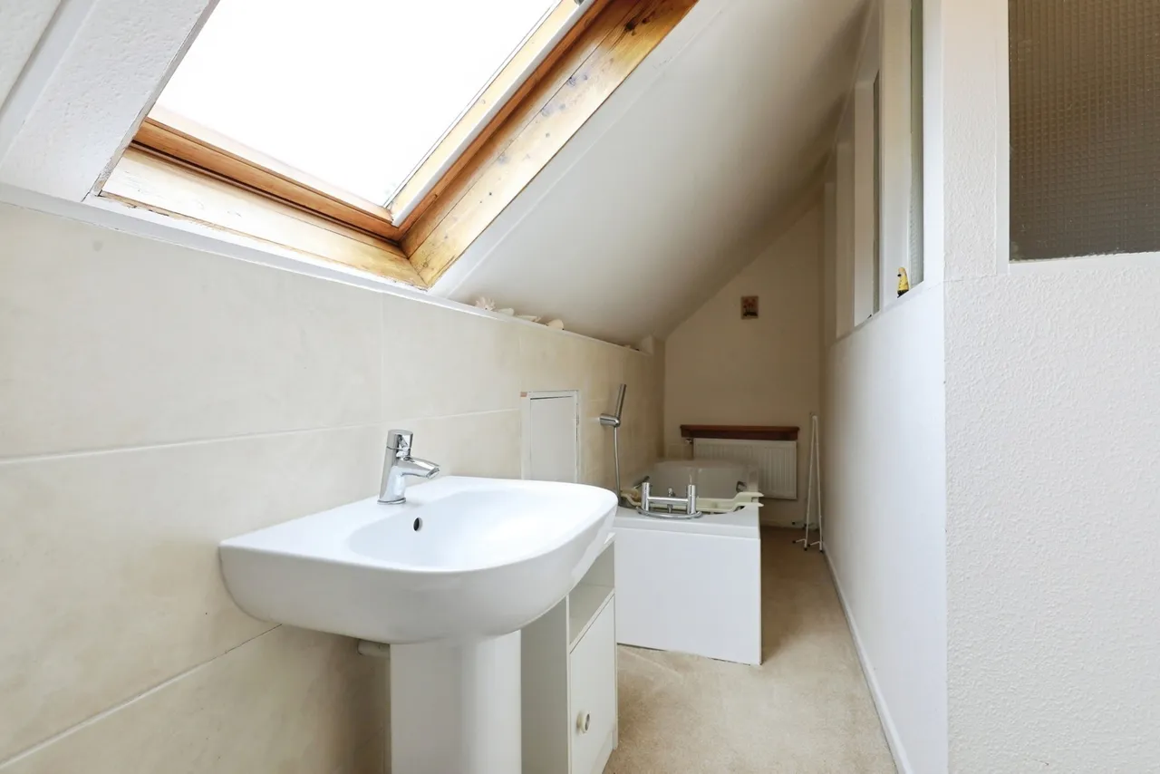 Broadway Road, Childswickham, WR12, photo 13