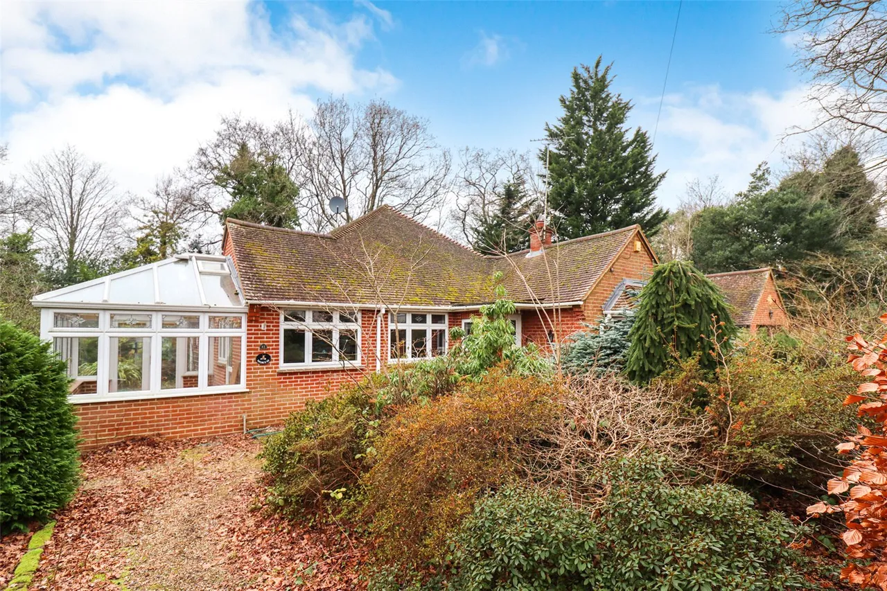 3 bed house for sale — Wellington Avenue, Fleet, Hampshire, GU51 3BJ