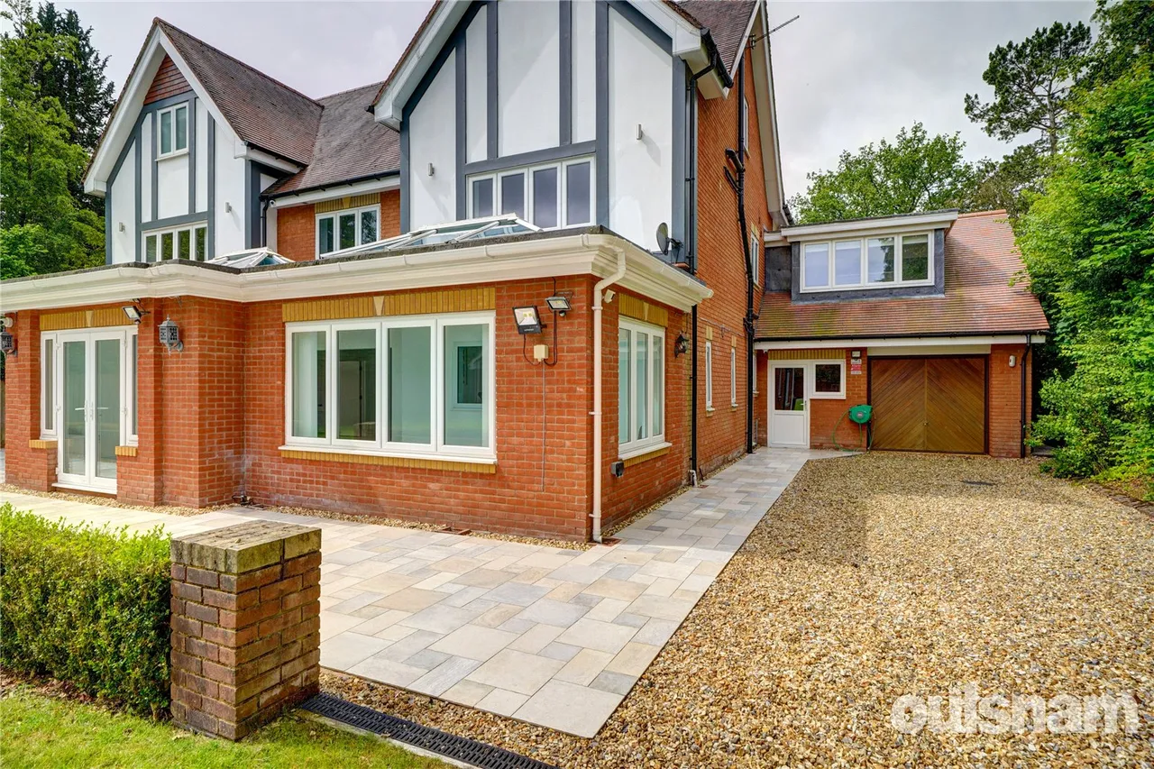Twatling Road, Barnt Green, Birmingham, Worcestershire, B45 8HT, photo 45