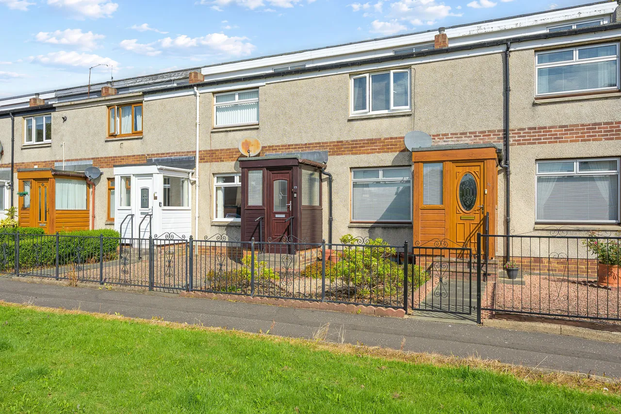 2 bed house for sale — Islay Court, Grangemouth, FK3 0HA