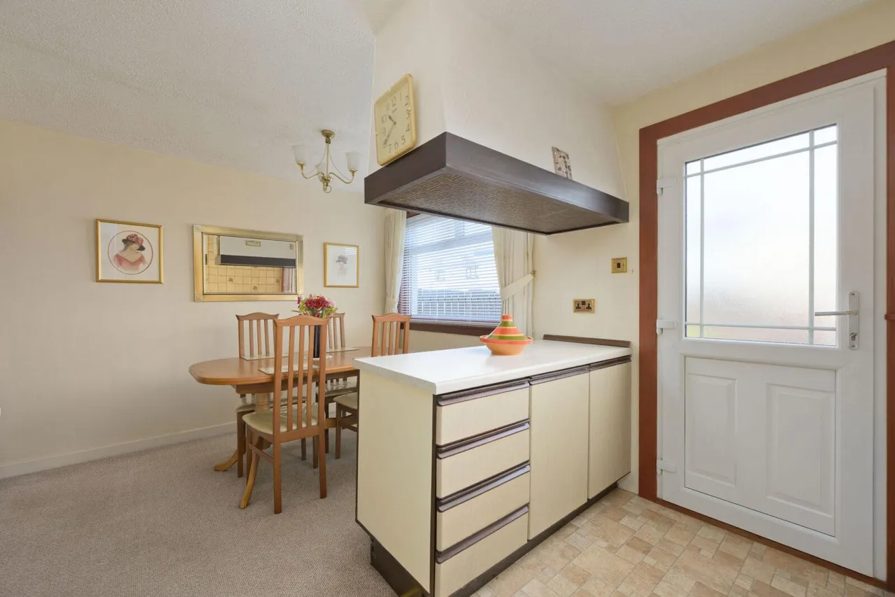 Islay Court, Grangemouth, FK3 0HA, photo 9