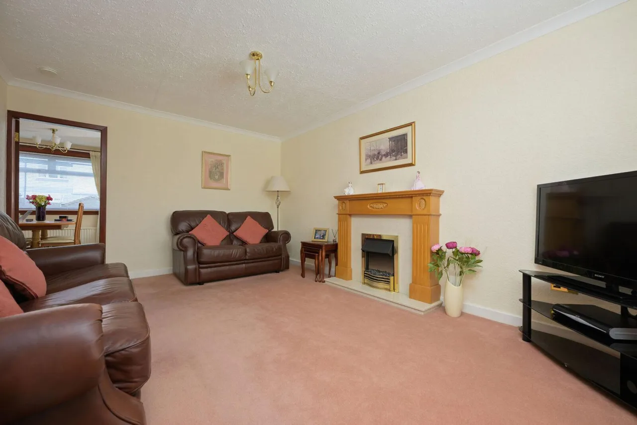 Islay Court, Grangemouth, FK3 0HA, photo 6