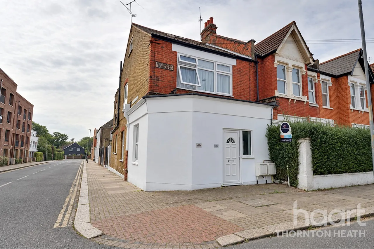2 bed flat for sale, Eastwood Street, London, SW16