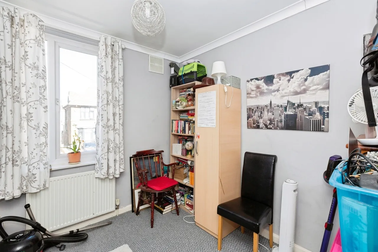 Sisley Road, BARKING, Essex, IG11, photo 16