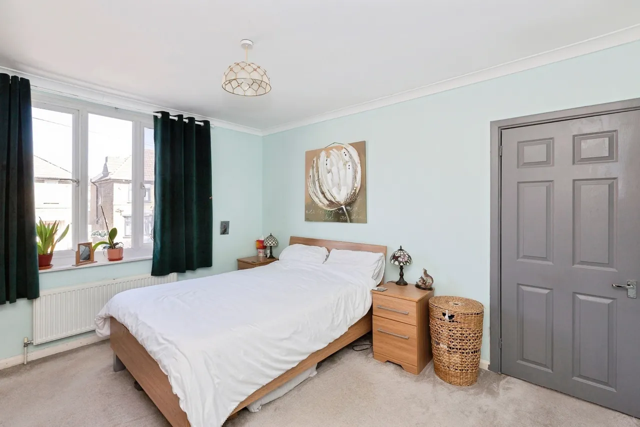Sisley Road, BARKING, Essex, IG11, photo 12