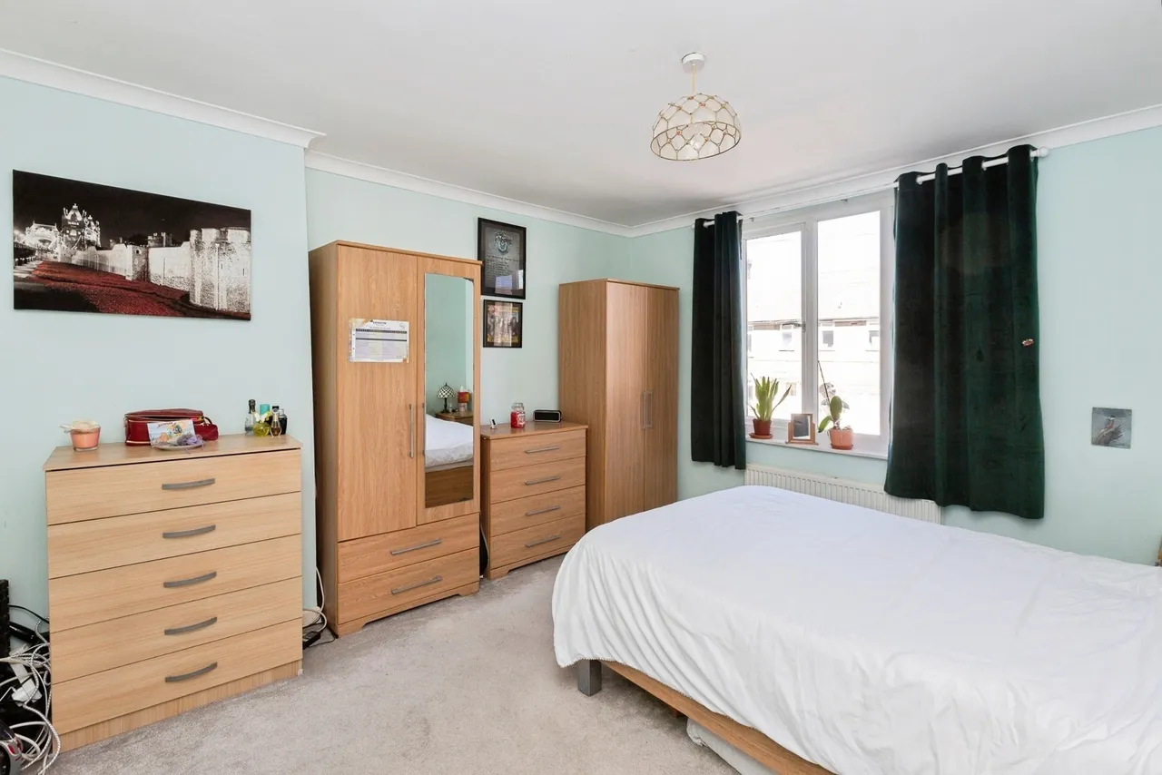 Sisley Road, BARKING, Essex, IG11, photo 11
