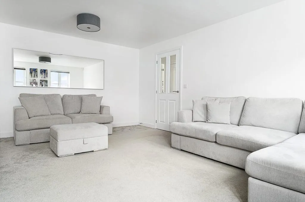 Fetlock Drive, Racecourse, RG14, photo 6