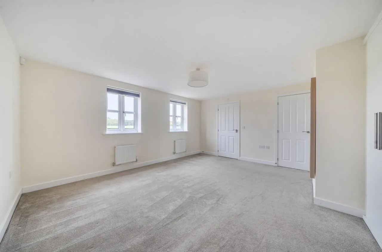 Fetlock Drive, Racecourse, RG14, photo 11