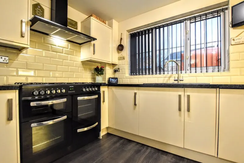 Muddiford Lane, Furzton, Milton Keynes, Buckinghamshire, MK4 1LS, photo 13