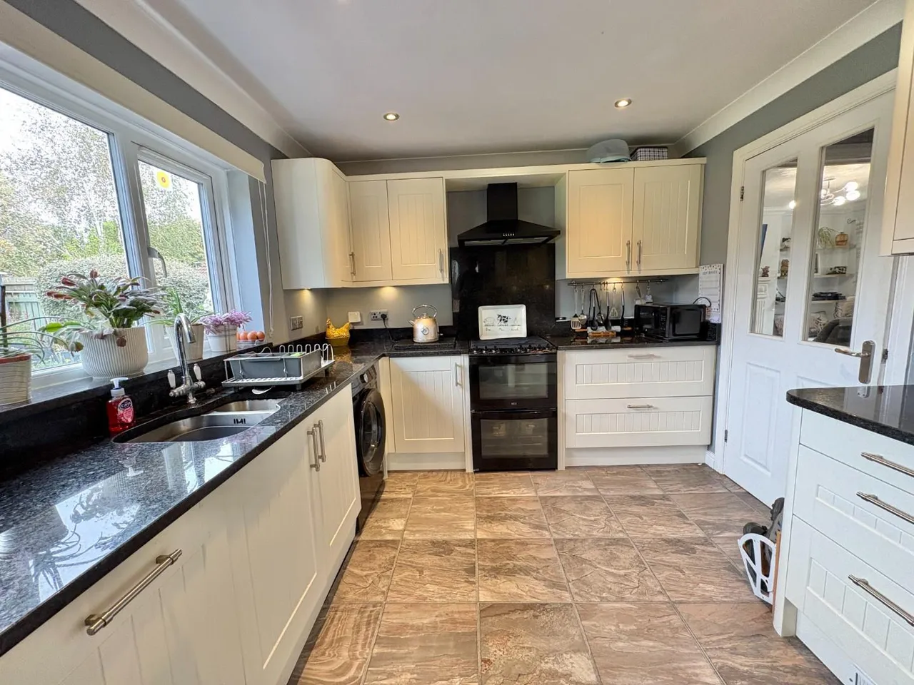 Vicarage Gardens, Willington, DL15, photo 7