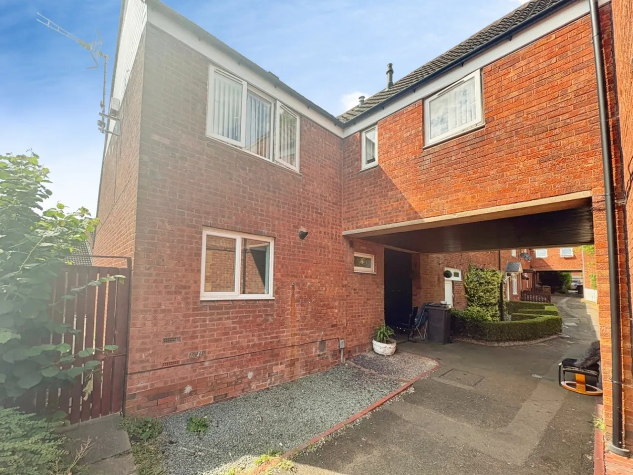 1 bed flat for sale — Heronfield Close, Redditch, B98 8QN
