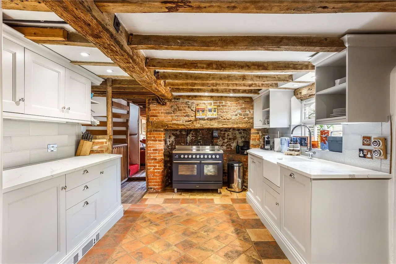 Turville, Henley-on-Thames, Oxfordshire, RG9 6QL, photo 3