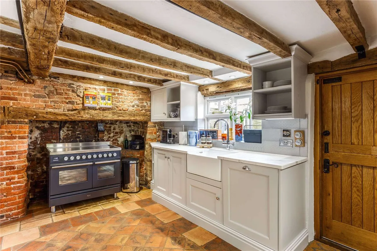 Turville, Henley-on-Thames, Oxfordshire, RG9 6QL, photo 5