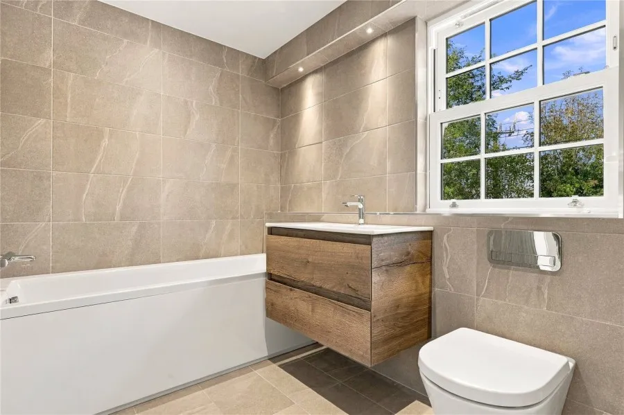 with 3 bedrooms in South End, Much Hadham, SG10, photo 17