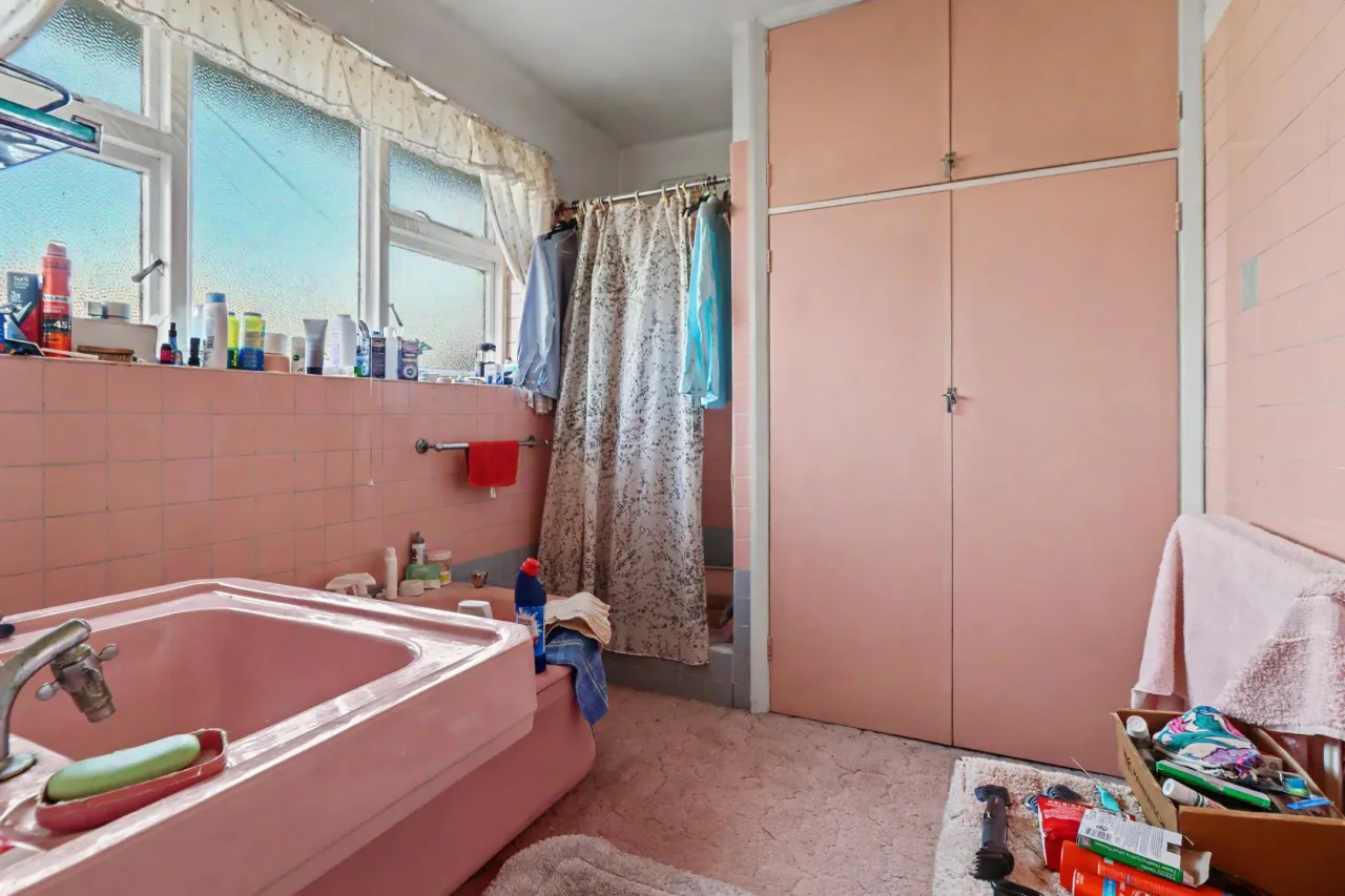 Uttoxeter Road, Stoke-On-Trent, photo 32