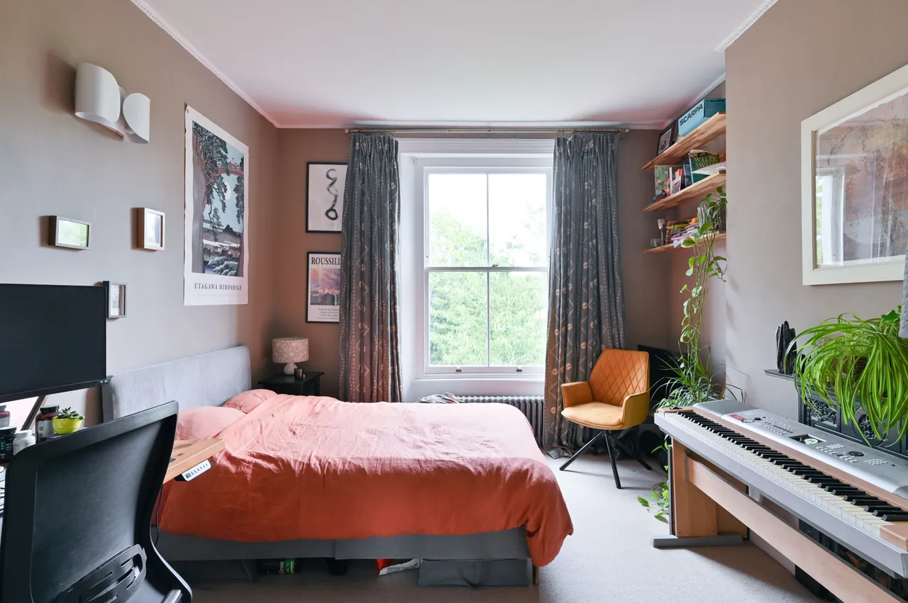 Flat 2, 10 Leigham Court Road, London, photo 5