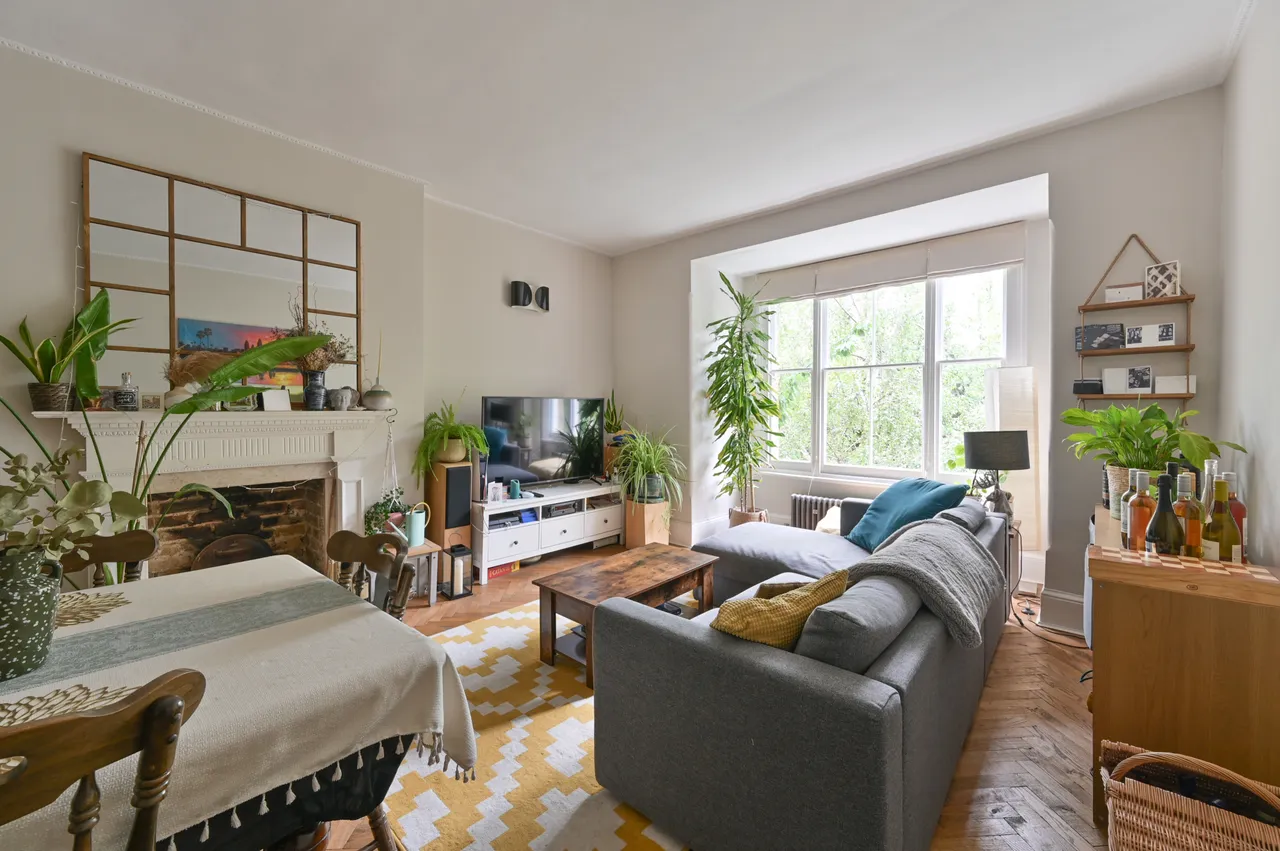 Flat 2, 10 Leigham Court Road, London, photo 10