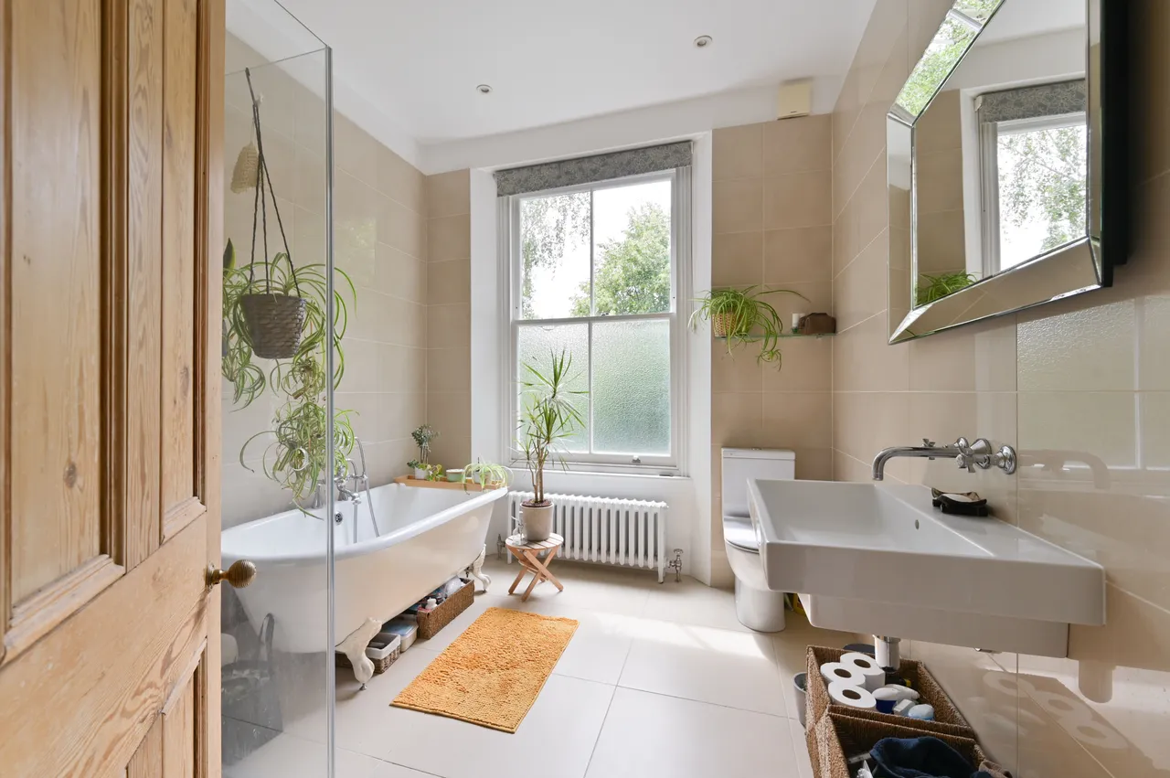 Flat 2, 10 Leigham Court Road, London, photo 8