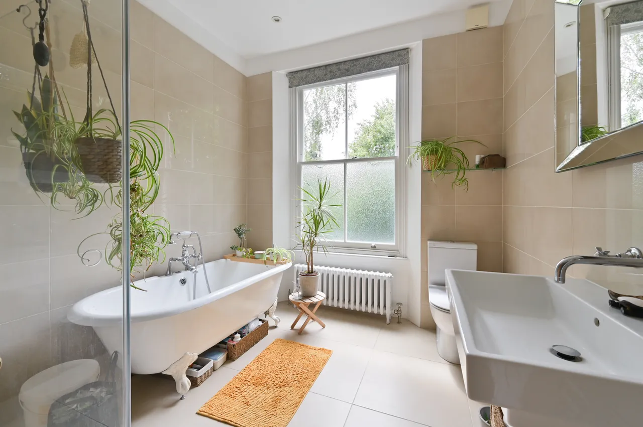 Flat 2, 10 Leigham Court Road, London, photo 7