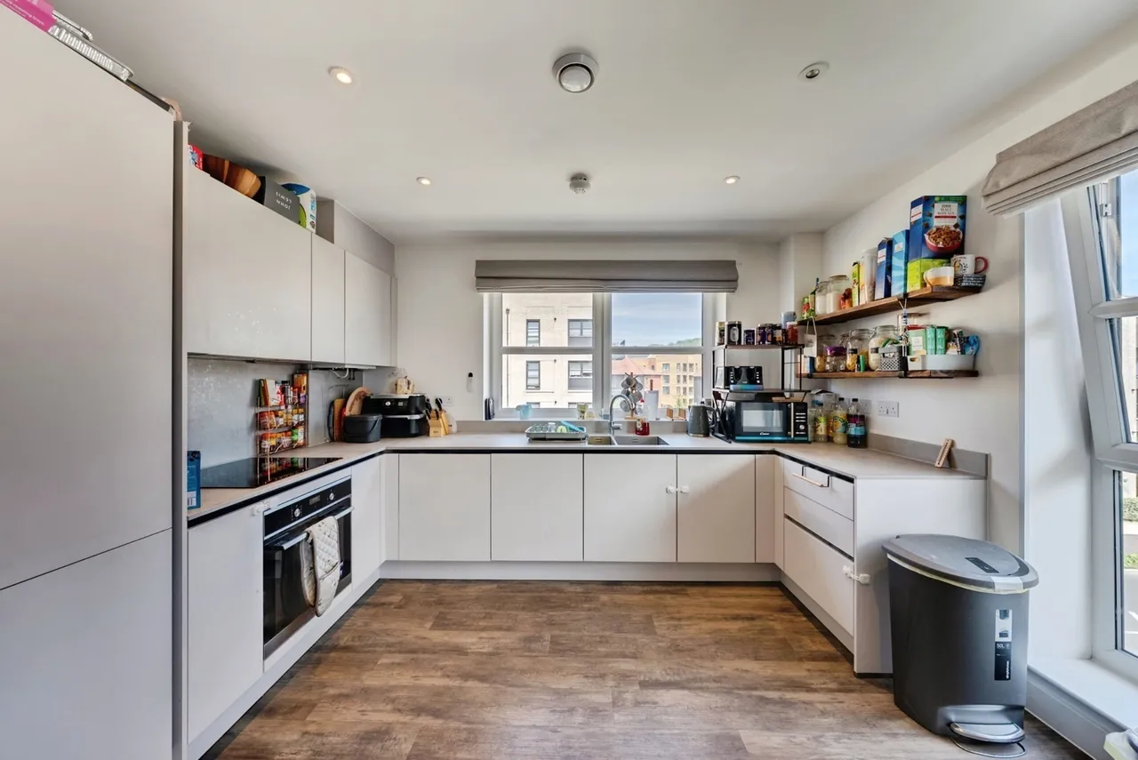Eastern Avenue, Swanscombe, DA10, photo 5