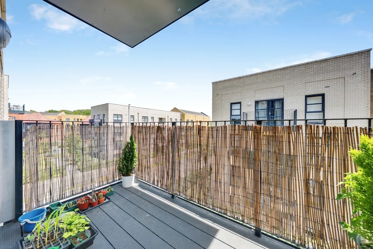 Eastern Avenue, Swanscombe, DA10, photo 15