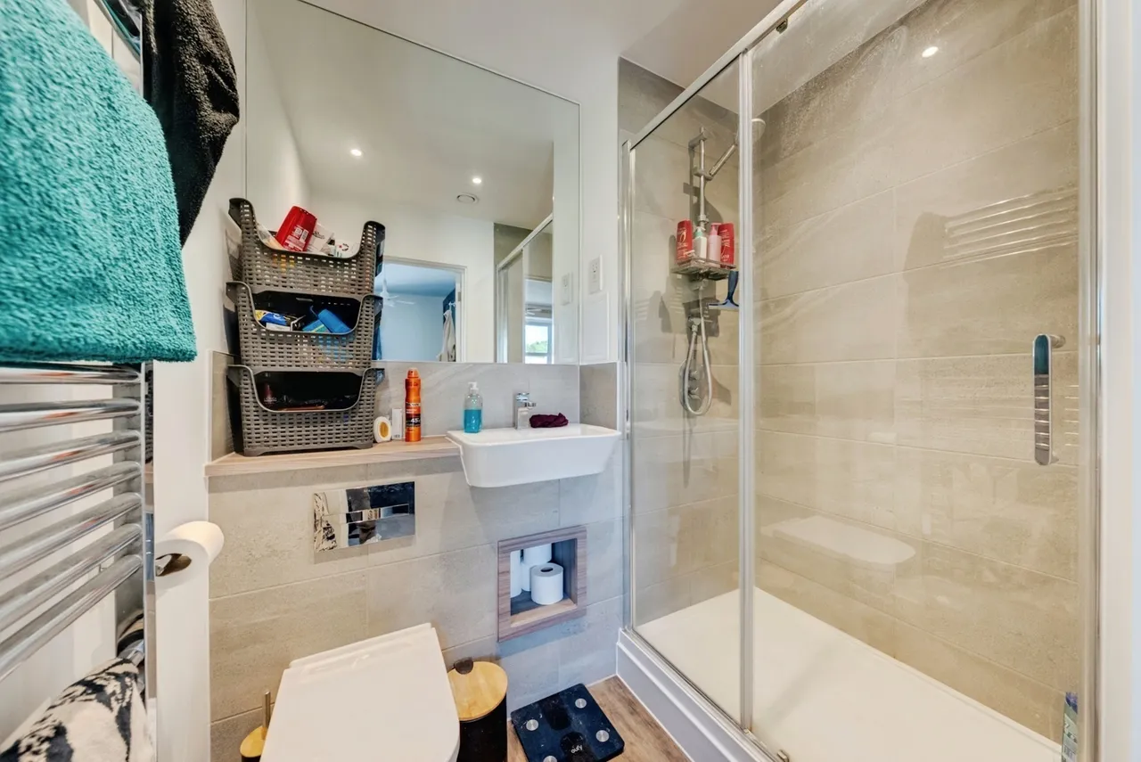 Eastern Avenue, Swanscombe, DA10, photo 8