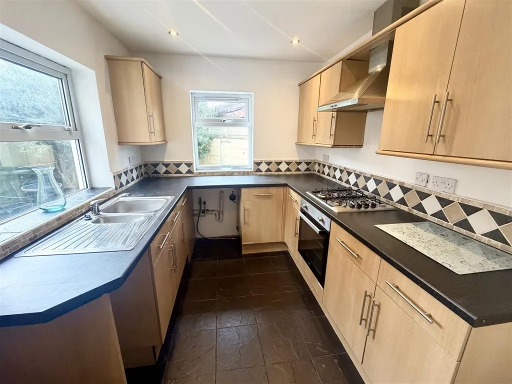 Beechcroft Road, Swindon, photo 5