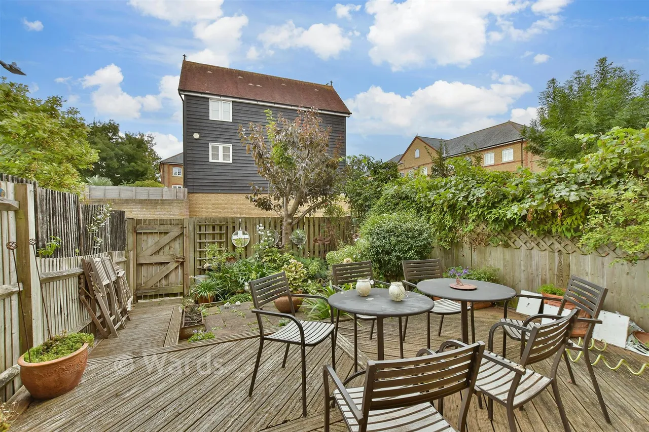 Belvedere Road, Faversham, ME13, photo 4