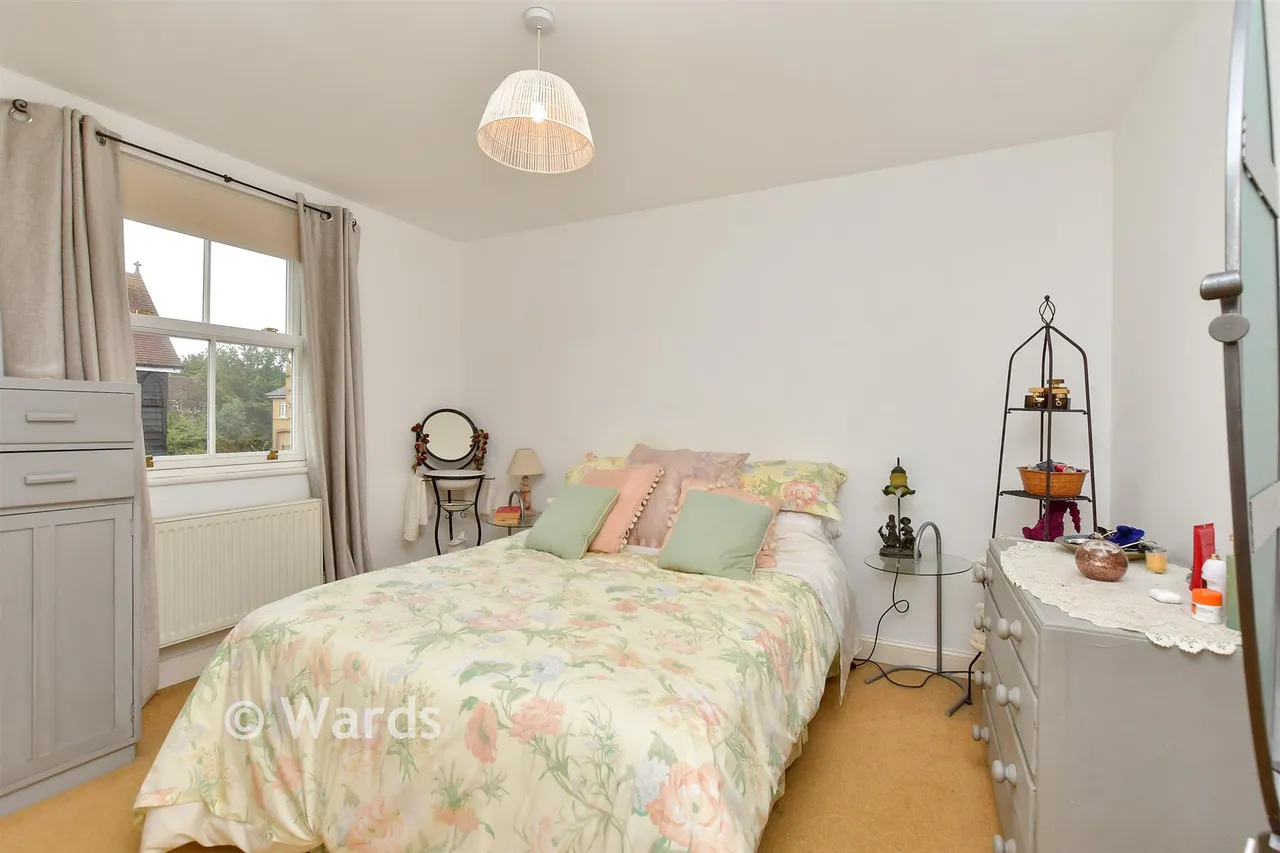 Belvedere Road, Faversham, ME13, photo 13
