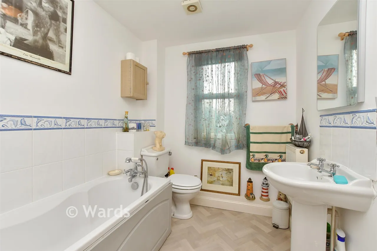 Belvedere Road, Faversham, ME13, photo 12