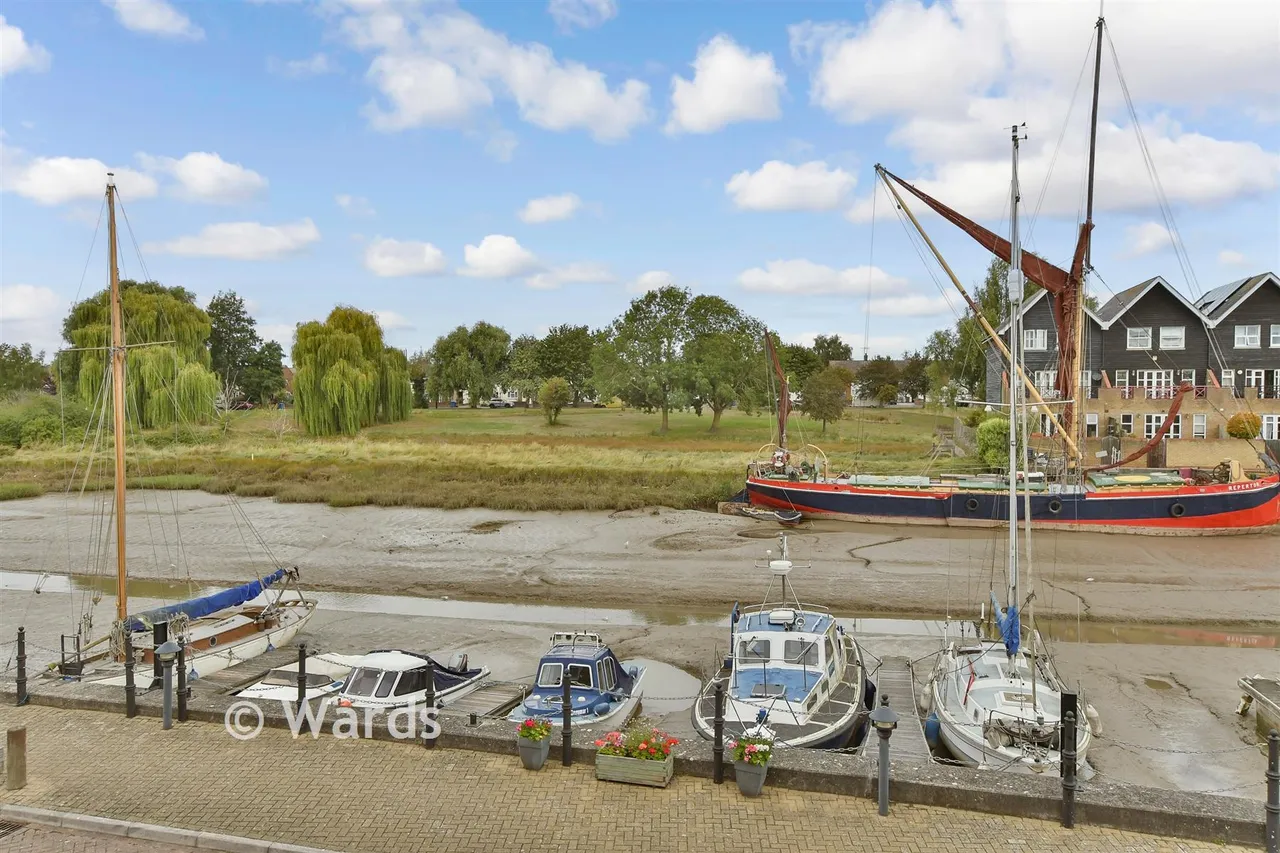 Belvedere Road, Faversham, ME13, photo 3