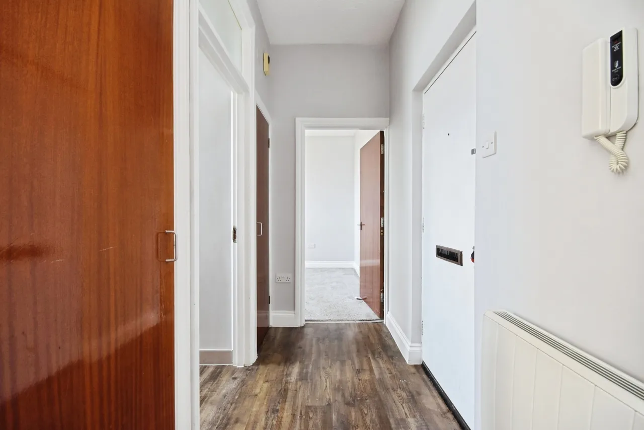 Pollards Close, Rochford, Essex, SS4, photo 8