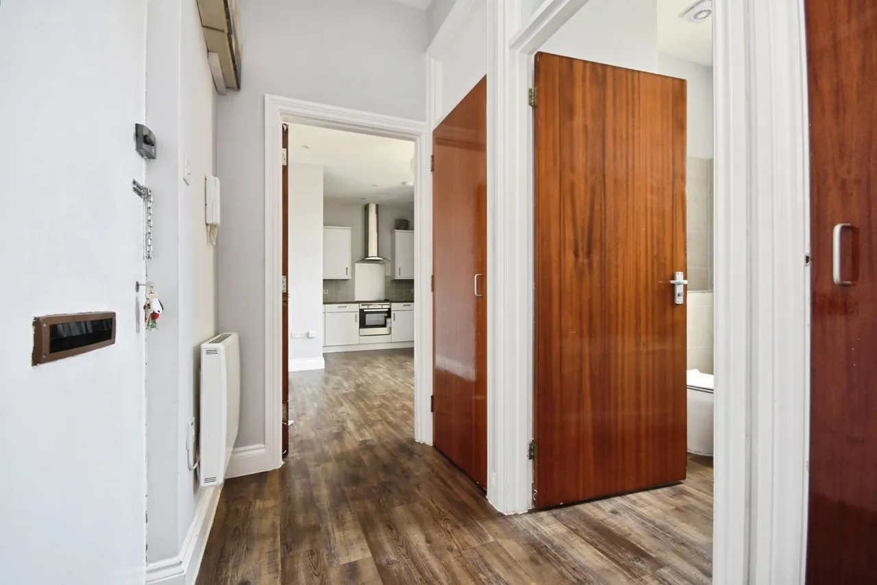 Pollards Close, Rochford, Essex, SS4, photo 5