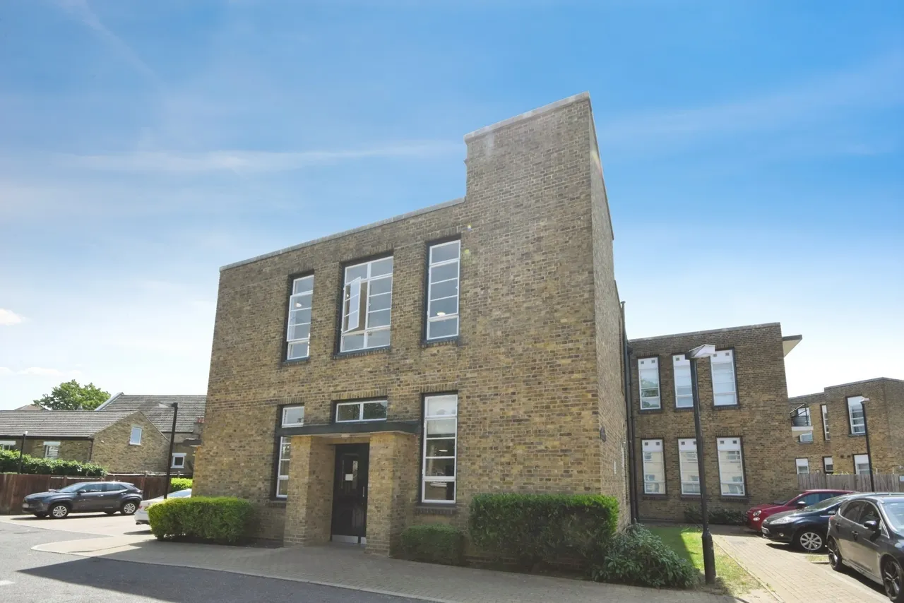 Pollards Close, Rochford, Essex, SS4, photo 13