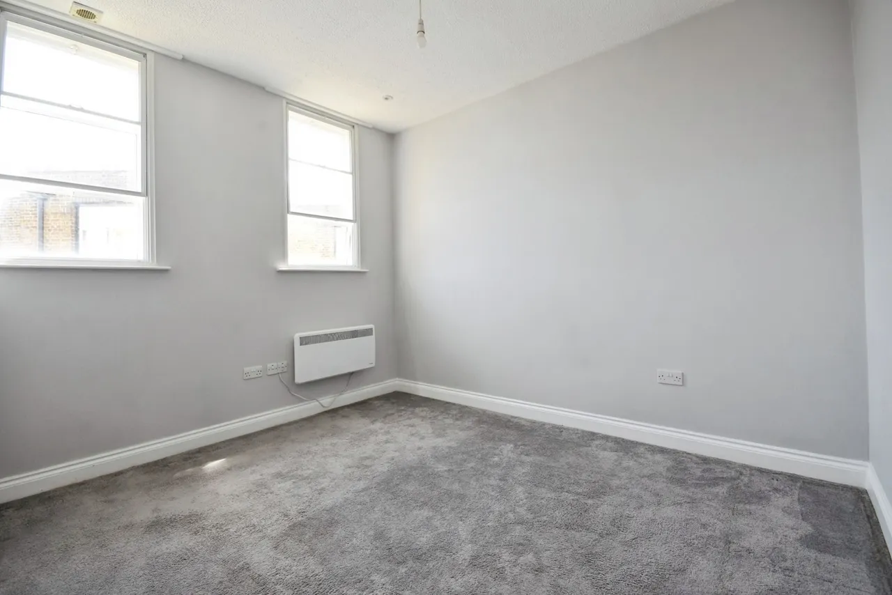 Pollards Close, Rochford, Essex, SS4, photo 6