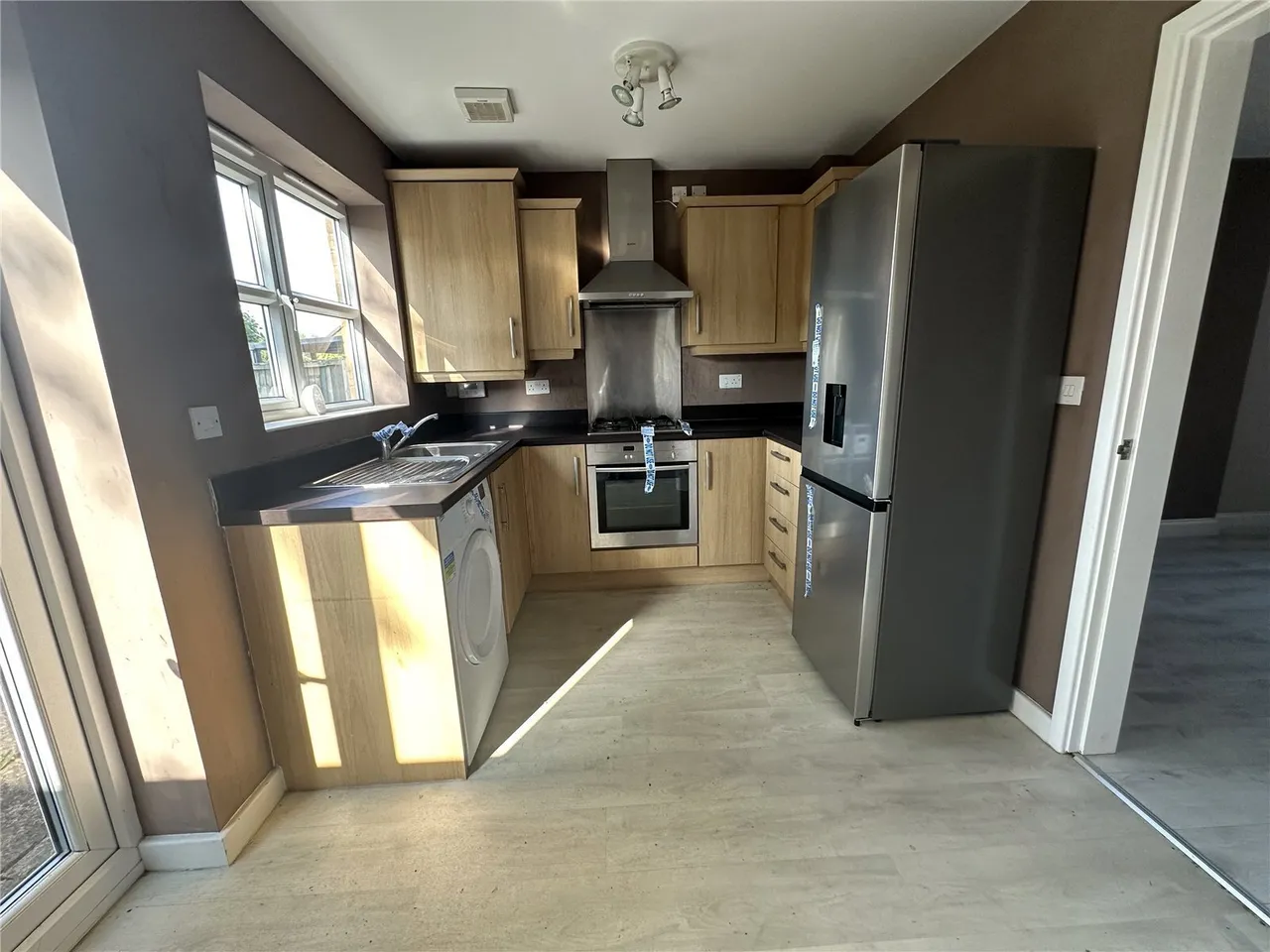 Spring Close, Kirkby-in-Ashfield, Nottingham, Nottinghamshire, NG17, photo 6