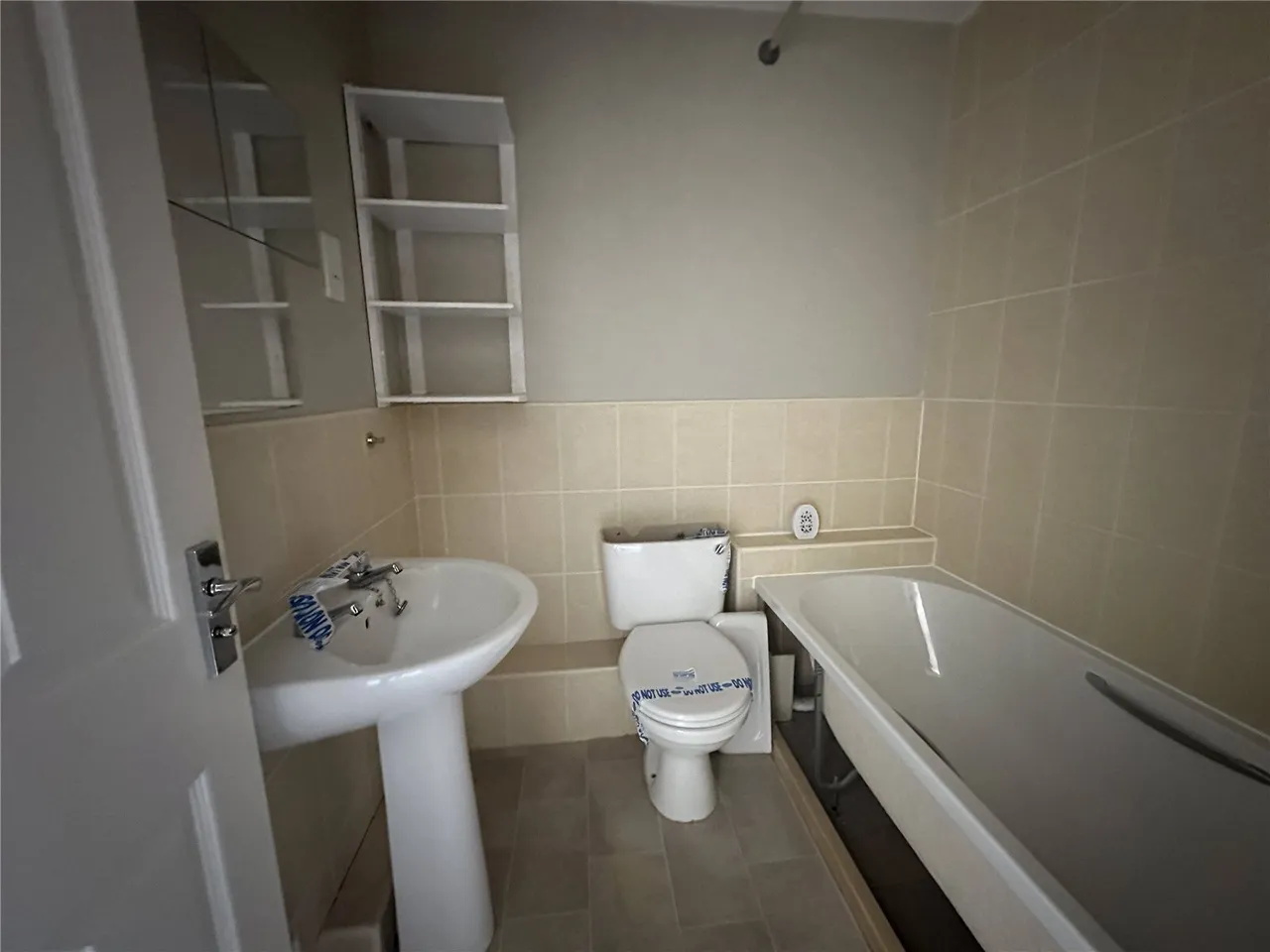 Spring Close, Kirkby-in-Ashfield, Nottingham, Nottinghamshire, NG17, photo 13