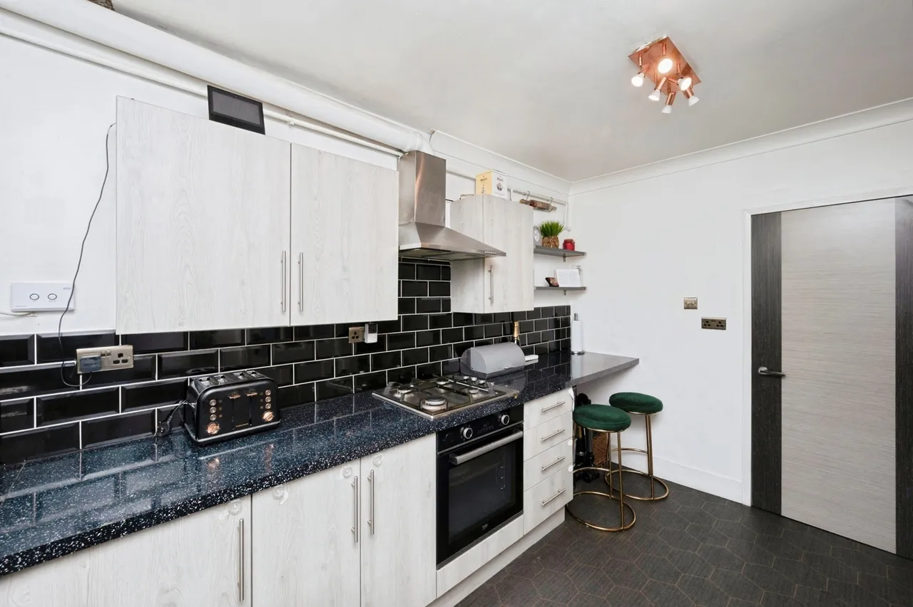 Colchester Road, Nottingham, Nottinghamshire, NG8, photo 7
