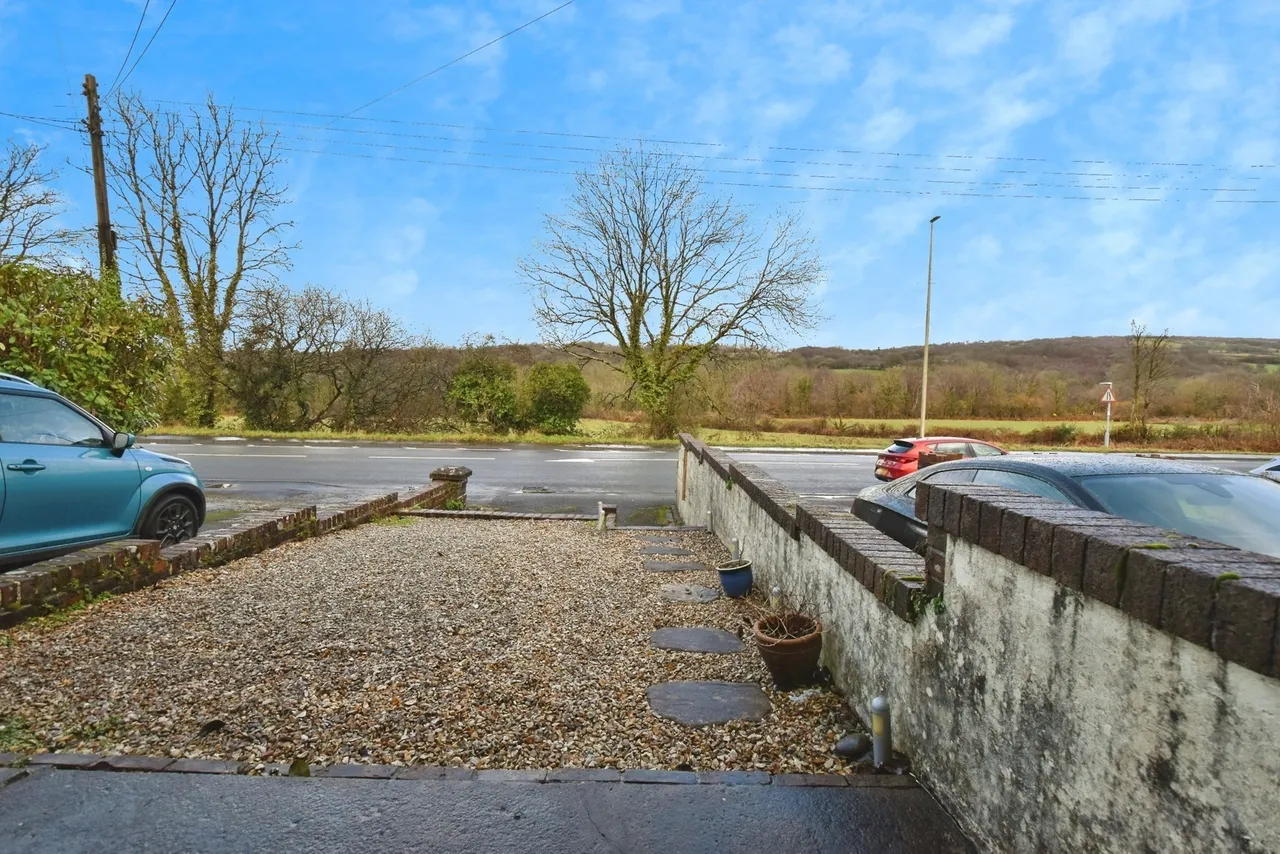 Pontamman Road, Ammanford, SA18, photo 16