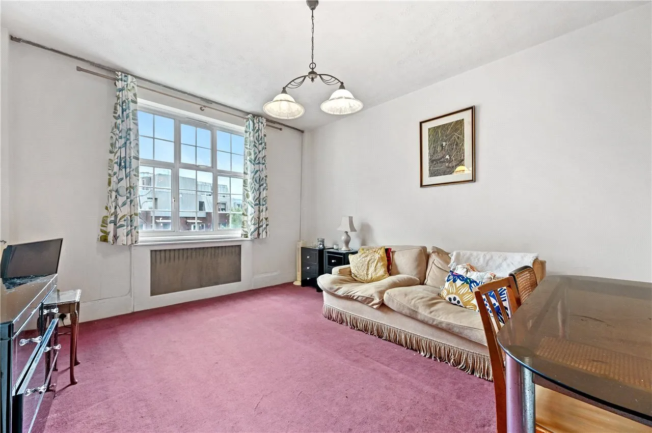 Kensington High Street, Kensington, London, W14, photo 2