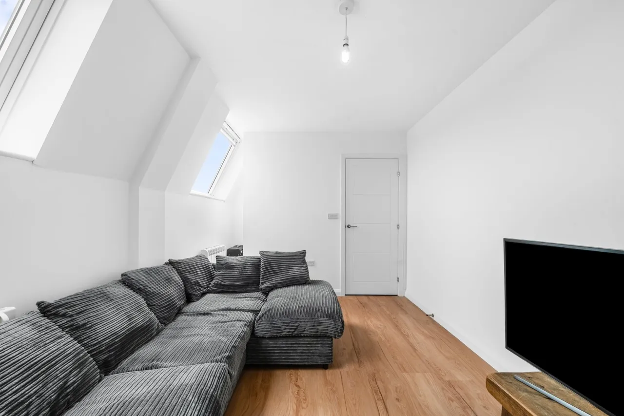 Station Road, Addlestone, KT15, photo 5