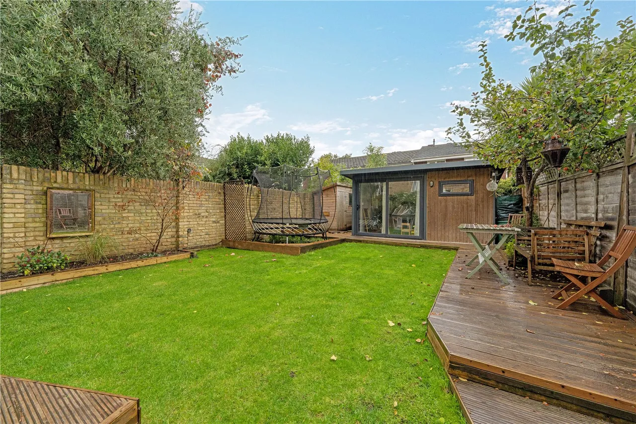 Stanley Road, Teddington, TW11 8TP, photo 2