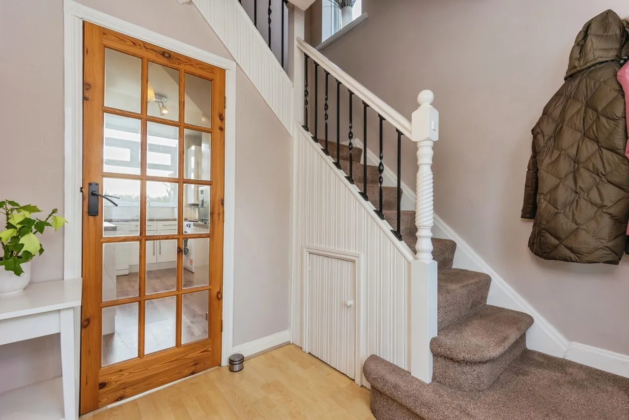Newcroft Crescent, Urmston, Manchester, Greater Manchester, M41, photo 10