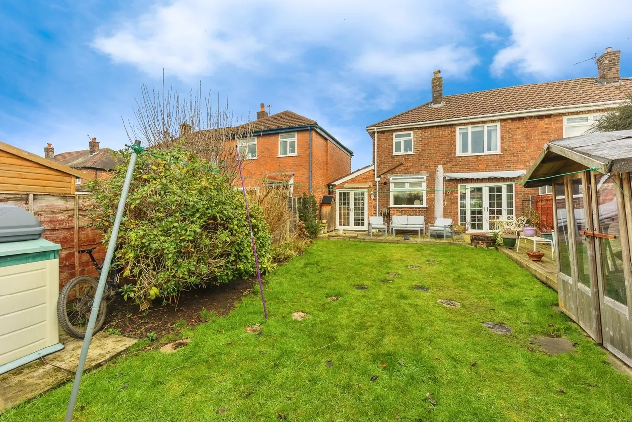 Newcroft Crescent, Urmston, Manchester, Greater Manchester, M41, photo 4
