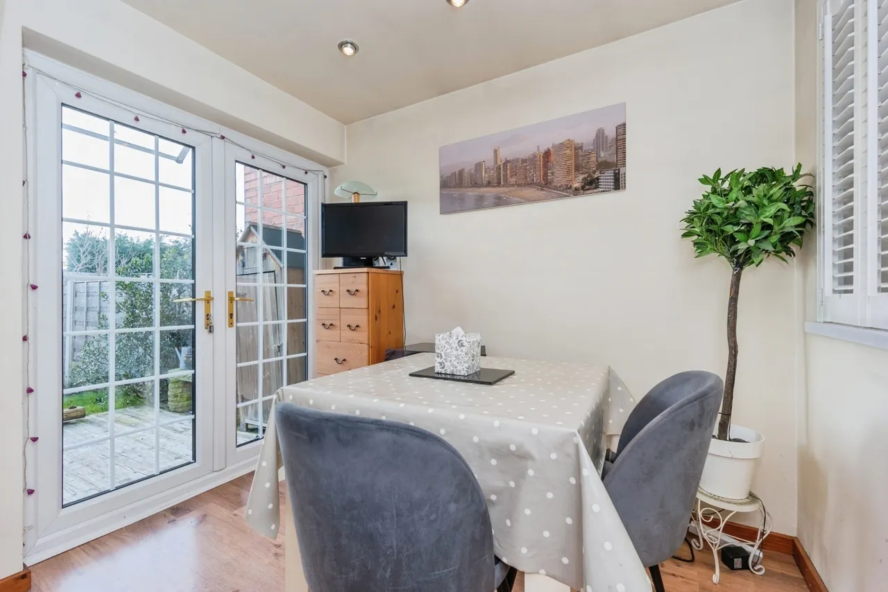 Newcroft Crescent, Urmston, Manchester, Greater Manchester, M41, photo 9