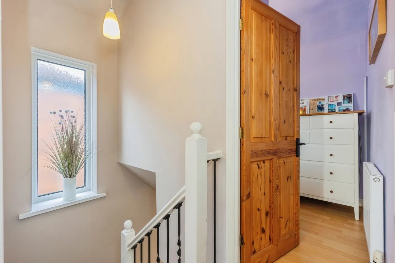 Newcroft Crescent, Urmston, Manchester, Greater Manchester, M41, photo 11